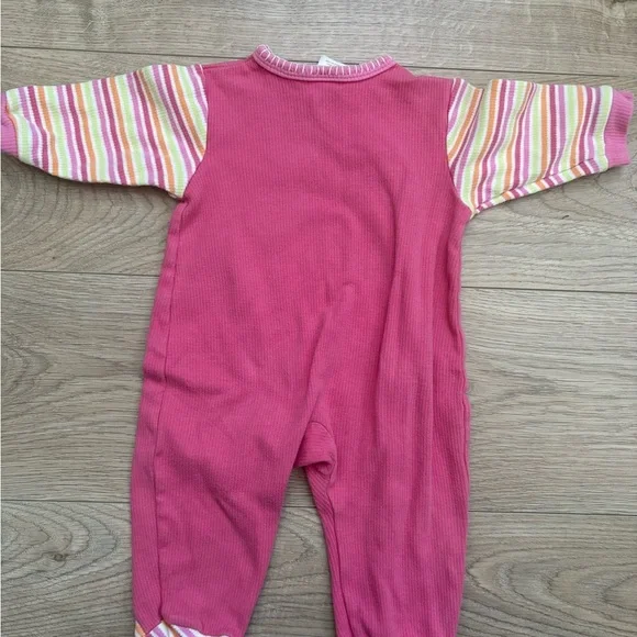 Vintage OshKosh Baby Footed Pajamas | 6 Months | Pink Retro Sleeper - Picture 7 of 8